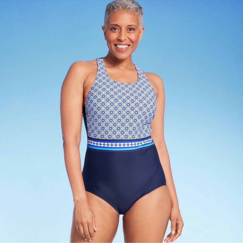 NWT Lands' End Women's UPF 50 Full Coverage One Piece Swimsuit